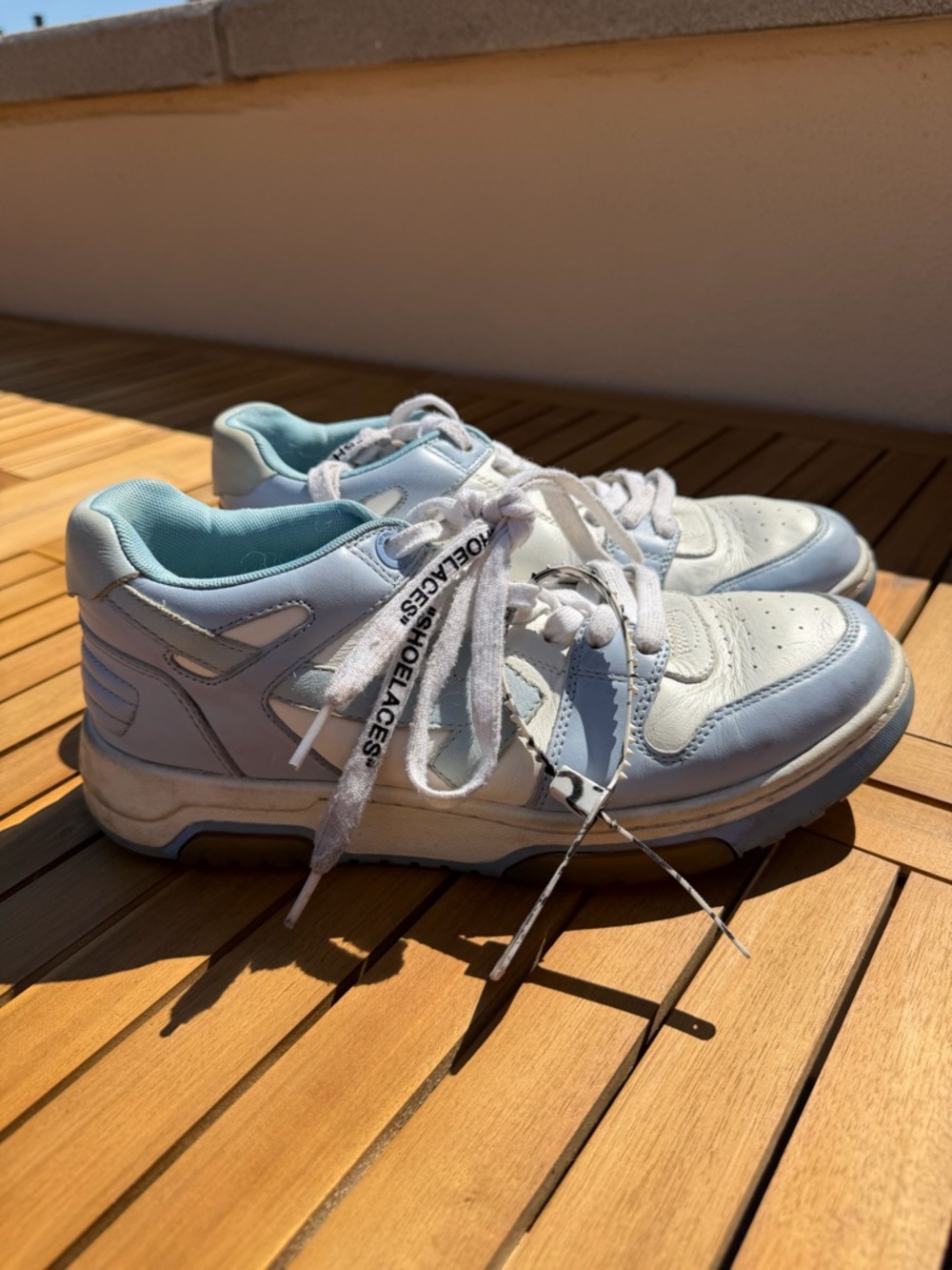 Off-White Men’s Sneakers in Light Blue and White